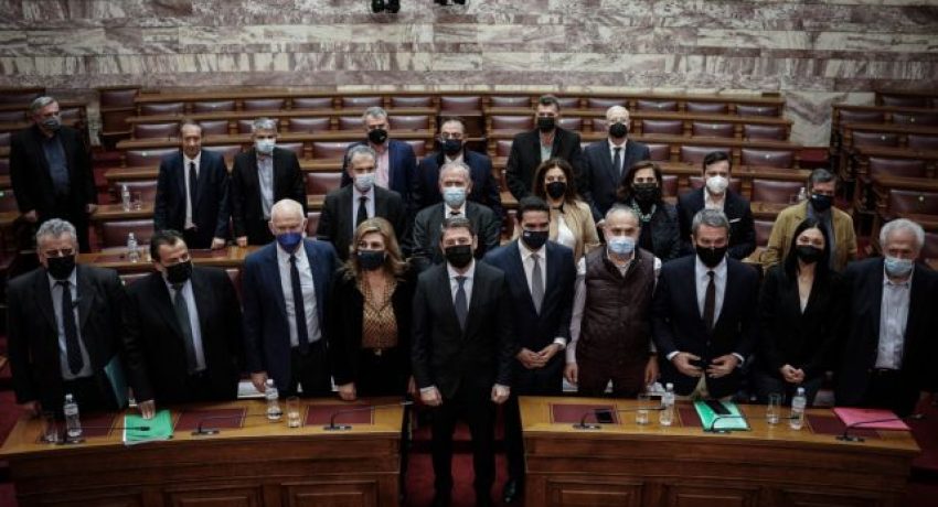 Η πρώτη συνεδρίαση Κοινοβουλευτικής ομάδας  του ΚΙΝΑΛ στην αίθουσα της Γερουσίας στη Βουλή , Αθήνα 14 Δεκεμβρίου 2021