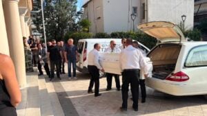 Αγρίνιο: Θλίψη στο στερνό αντίο στον 32χρονο Μανούσο Φαρμάκη (φωτο)