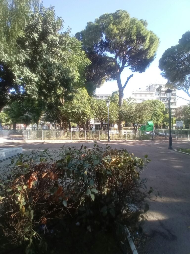 Πάτρα – Πλατεία Όλγας: Πέρασε και η 10η Οκτωβρίου και το έργο δεν παραδόθηκε!